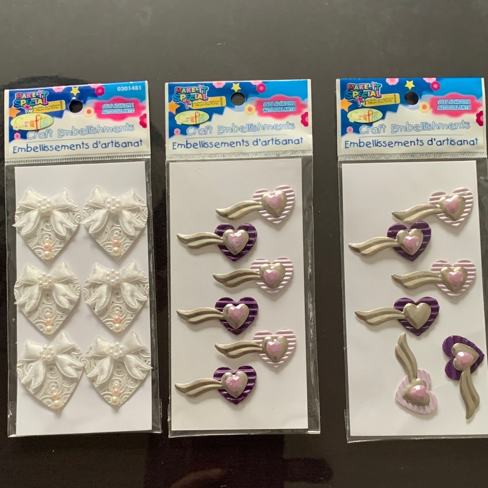 Craft Embellishments Set with Hearts and Wings